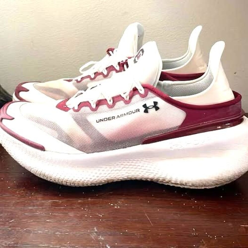 Under Armour South Carolina Gamecocks Men’s Shoes Size M 6 W 7.5
